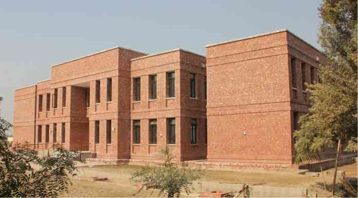 10 Technical Institutions to be Upgraded in Sindh in Wake of Education Emergency 10 Technical Institutions to be Upgraded in Sindh in Wake of Education Emergency